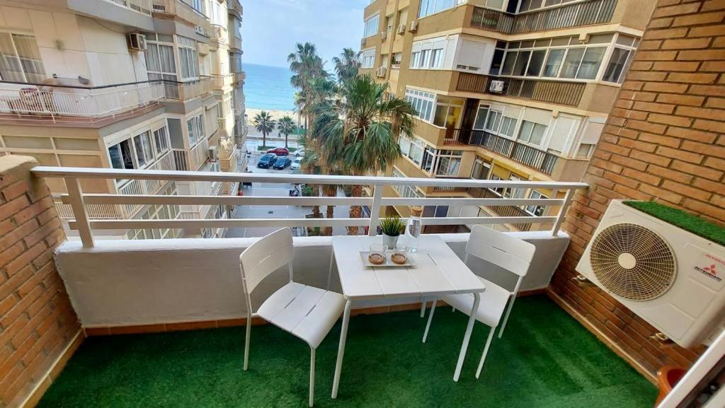 Malagueta Blue Leilighet Málaga Eksteriør bilde